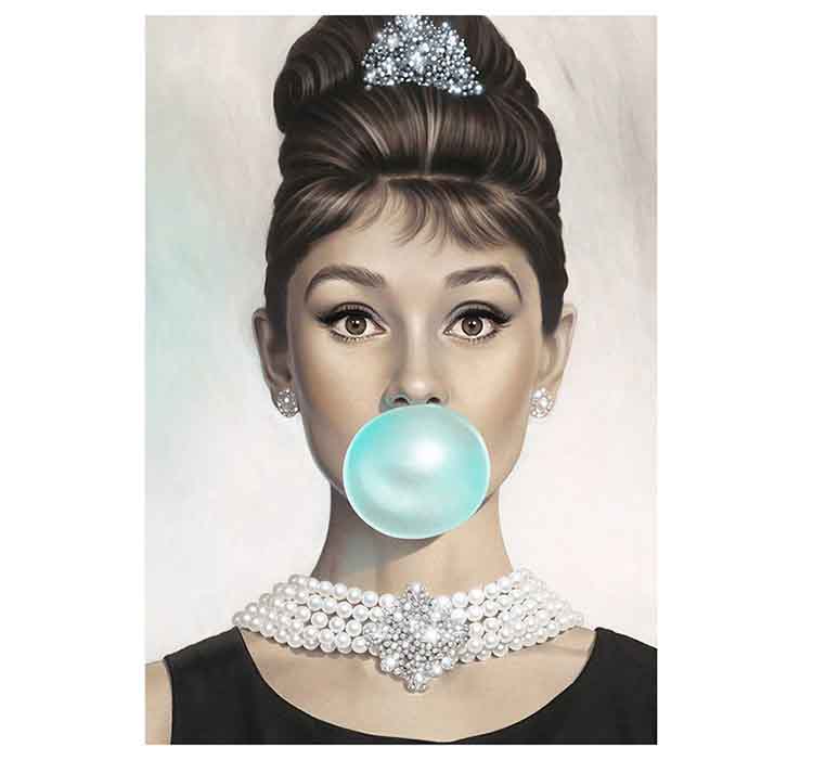 بوم کنواس چهره آدری هپبورن